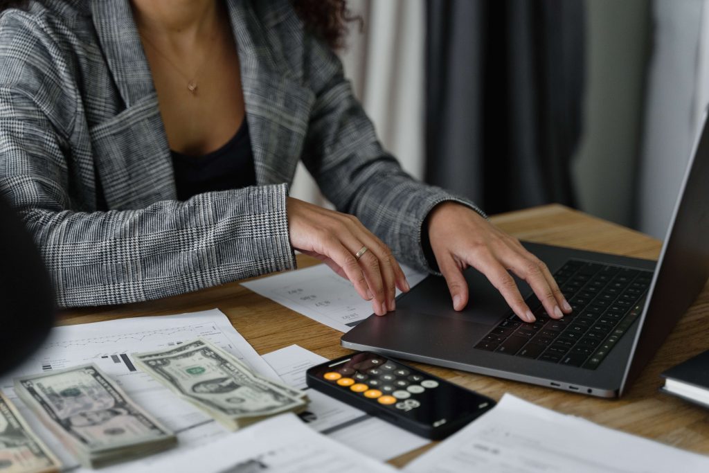 Woman calculating DSCR for rental properties in Phoenix.