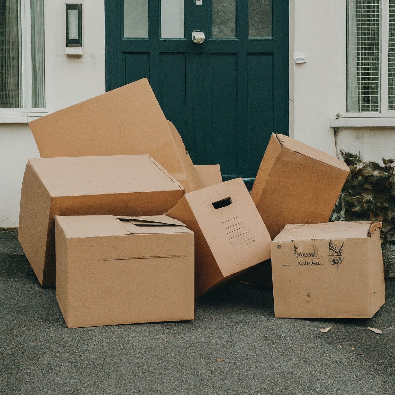 Find out what to do with a tenant's belongings after eviction in Phoenix. 